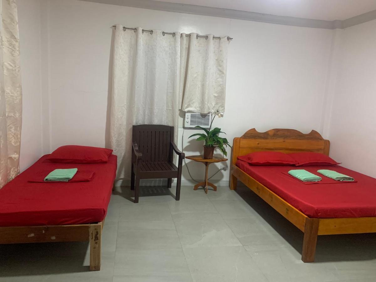 Soul Travellers Dagatan Castle Hotel Badian Ngoại thất bức ảnh