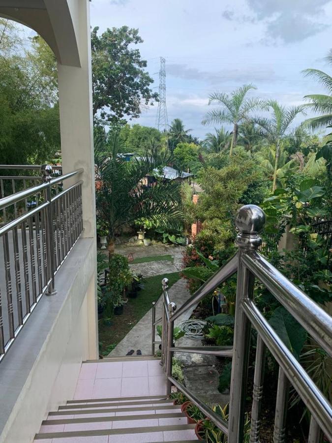 Soul Travellers Dagatan Castle Hotel Badian Ngoại thất bức ảnh