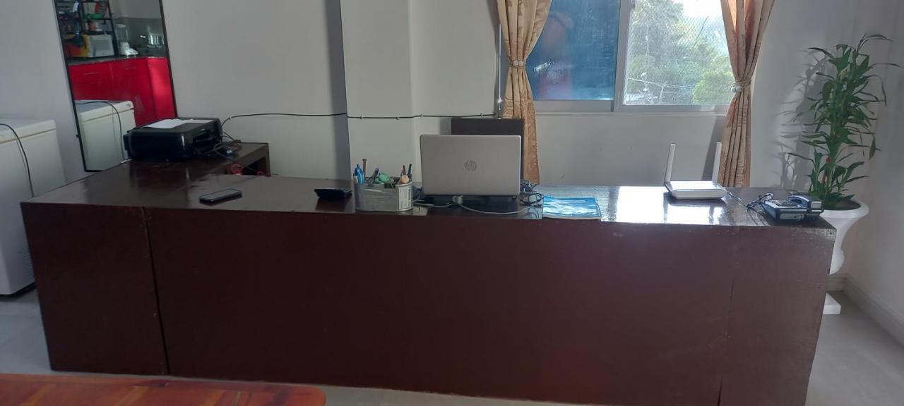 Soul Travellers Dagatan Castle Hotel Badian Ngoại thất bức ảnh